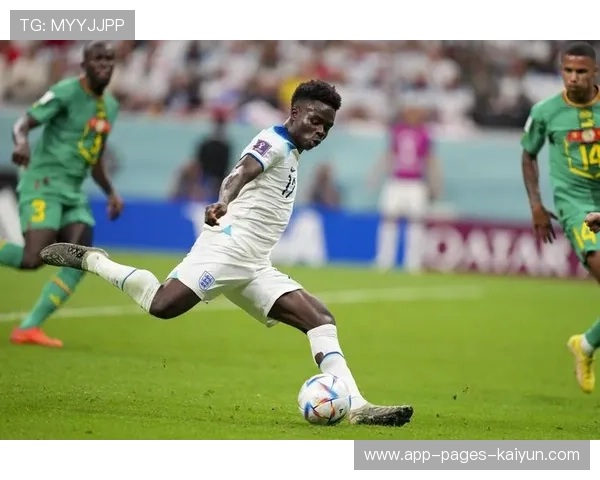 凯恩头球摆渡完成破门，热刺中路优势显现