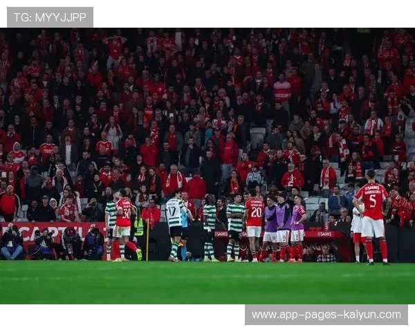 曼联与贝林厄姆谈判陷入僵局，转会进程拖延