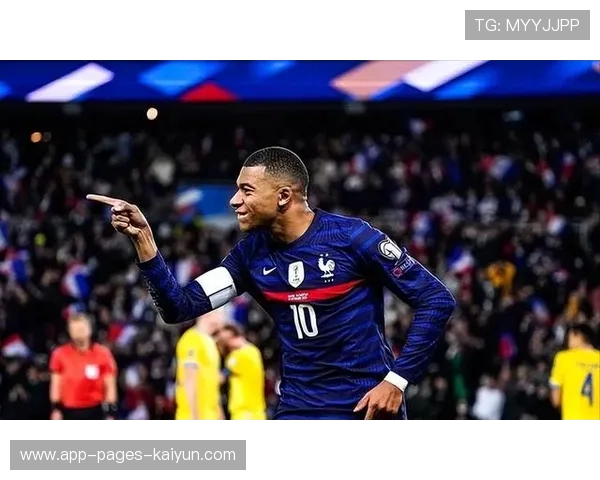 巴黎内讧再爆!姆巴佩与队友惨烈对骂,球队风云变幻难料 巴黎内讧再爆!姆巴佩与队友惨烈对骂,球队风云变幻难料