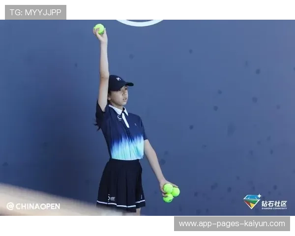 网球草地赛场恢复自然风貌,选手与观众点赞 网球草地赛场恢复自然风貌,选手与观众点赞